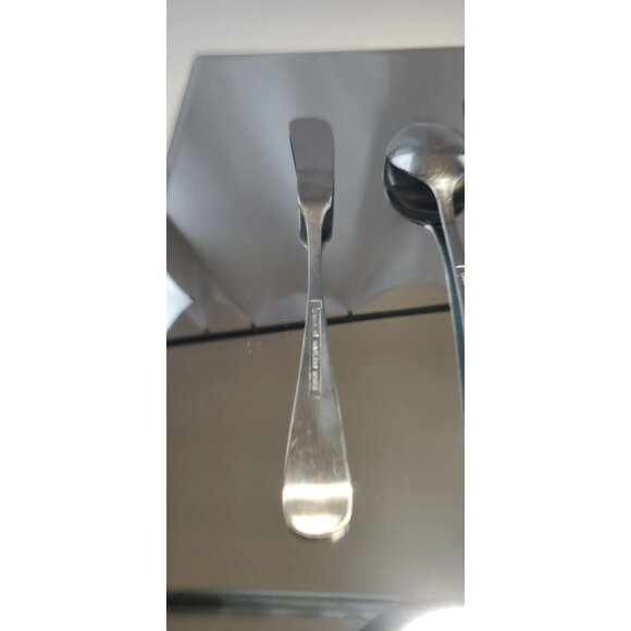 Rogers Co Stainless Korea Butter Table Spoons & Knives Silverware Flatware 4pcs - Picture 6 of 9